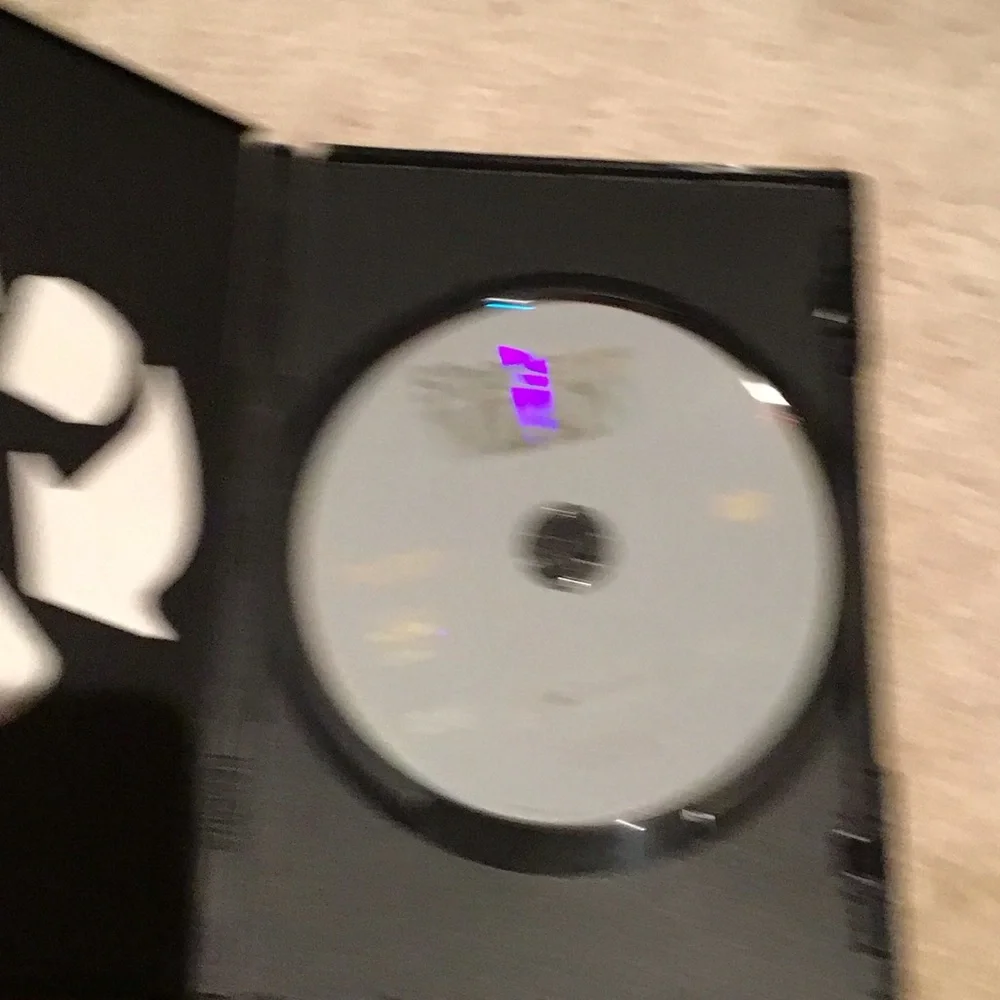 She's The Man DVD - 5 for $5 - Picture 3 of 4